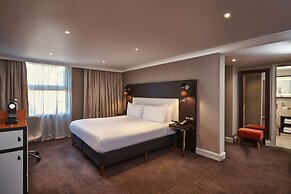 DoubleTree by Hilton London - Ealing Hotel