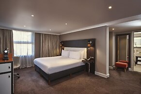 DoubleTree by Hilton London - Ealing Hotel