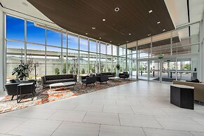 Crowne Plaza Suites Arlington by IHG