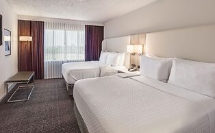 Crowne Plaza Suites Arlington by IHG