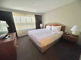 Crowne Plaza Suites Arlington by IHG