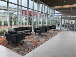 Crowne Plaza Suites Arlington by IHG