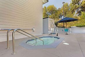 Best Western Plus Novato Oaks Inn