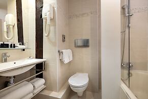 Relais Hotel Du Vieux Paris