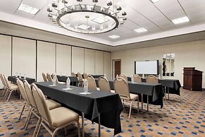 Days Hotel by Wyndham Allentown Airport / Lehigh Valley