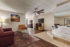 Days Hotel by Wyndham Allentown Airport / Lehigh Valley