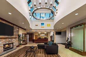 Days Hotel by Wyndham Allentown Airport / Lehigh Valley