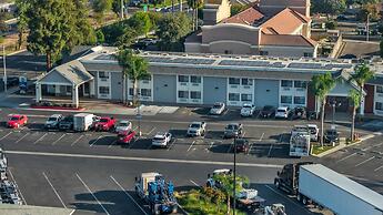 Best Western Town & Country Lodge