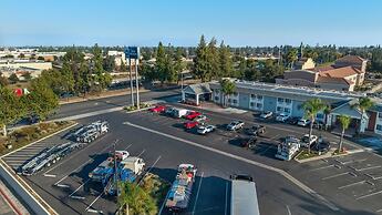 Best Western Town & Country Lodge