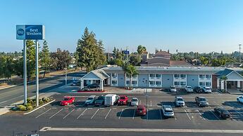 Best Western Town & Country Lodge