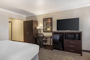 Best Western Town & Country Lodge