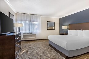 Best Western Town & Country Lodge