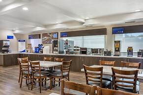 Best Western Town & Country Lodge