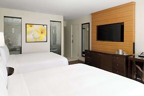 Hilton Waikiki Beach Resort & Spa