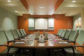 Hilton Waikiki Beach Resort & Spa