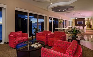 Hilton Waikiki Beach Resort & Spa