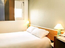 ibis Orange Centre Echangeur A7 A9