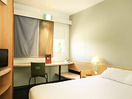 ibis Orange Centre Echangeur A7 A9
