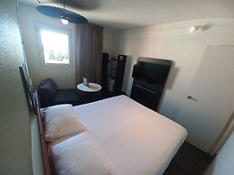 ibis Orange Centre Echangeur A7 A9