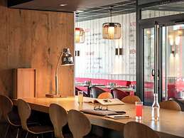 ibis Orange Centre Echangeur A7 A9
