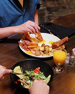 Valhalla Hotel & Conference Centre