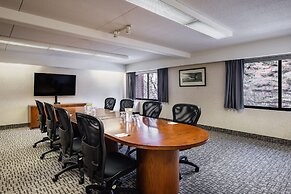 Valhalla Hotel & Conference Centre