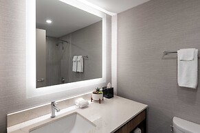 Valhalla Hotel & Conference Centre