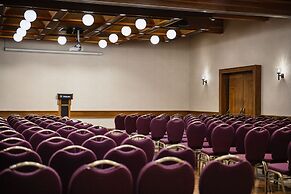 Valhalla Hotel & Conference Centre