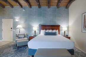 Best Western Plus Carpinteria Inn