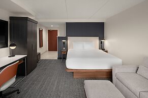 Courtyard New Haven at Yale