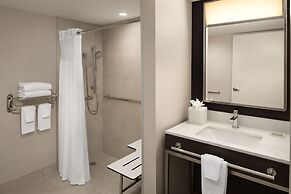 Courtyard New Haven at Yale