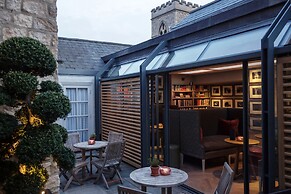 Old Parsonage Hotel