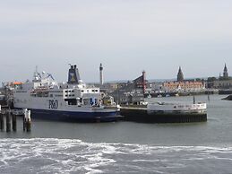 ibis Calais Car Ferry
