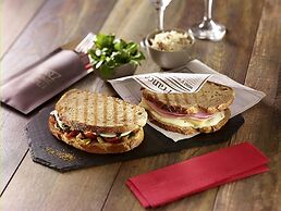 ibis Calais Car Ferry