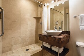 Magnolia Hotel Omaha