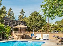 DoubleTree by Hilton Hotel Missoula - Edgewater