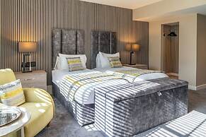 Daresbury Park Hotel
