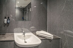 Daresbury Park Hotel