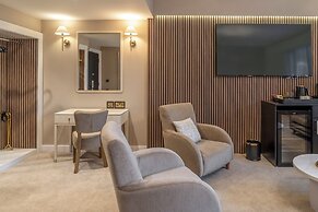 Daresbury Park Hotel