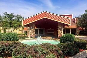 Howard Johnson by Wyndham Merrillville