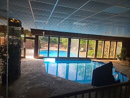 Howard Johnson by Wyndham Merrillville