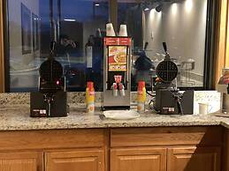 Howard Johnson by Wyndham Merrillville