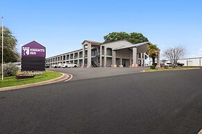 Knights Inn Belton