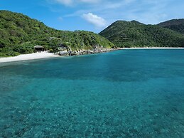 Peter Island Resort
