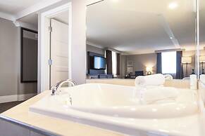 Crowne Plaza Fredericton-Lord Beaverbrook, an IHG Hotel