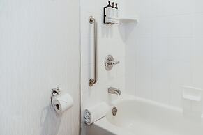 Crowne Plaza Fredericton-Lord Beaverbrook by IHG