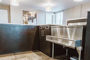 Crowne Plaza Fredericton-Lord Beaverbrook by IHG