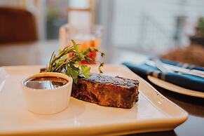 Crowne Plaza Fredericton-Lord Beaverbrook by IHG