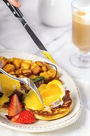 Crowne Plaza Fredericton-Lord Beaverbrook by IHG