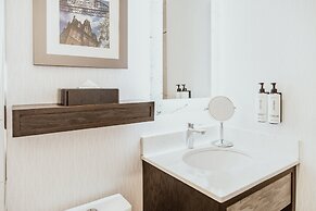 Crowne Plaza Fredericton-Lord Beaverbrook by IHG